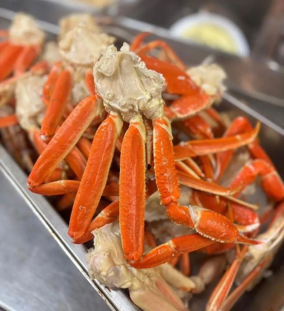 Two Jumbo Crab Clusters